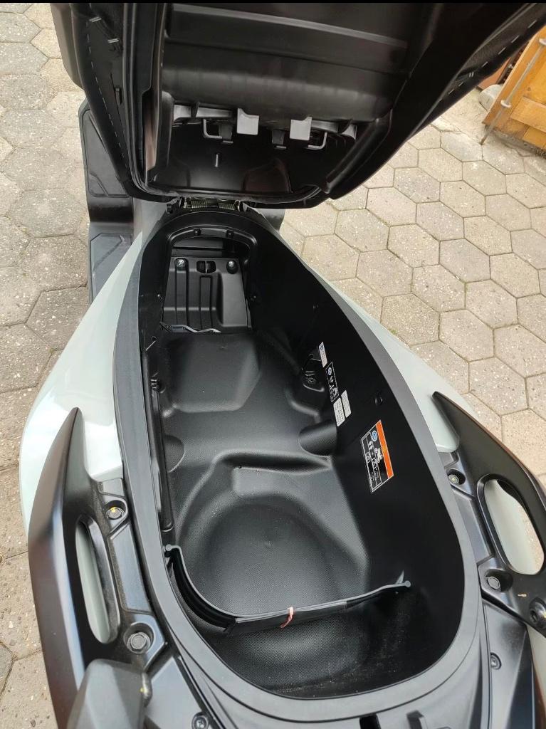 Honda Forza 125 - foto 2