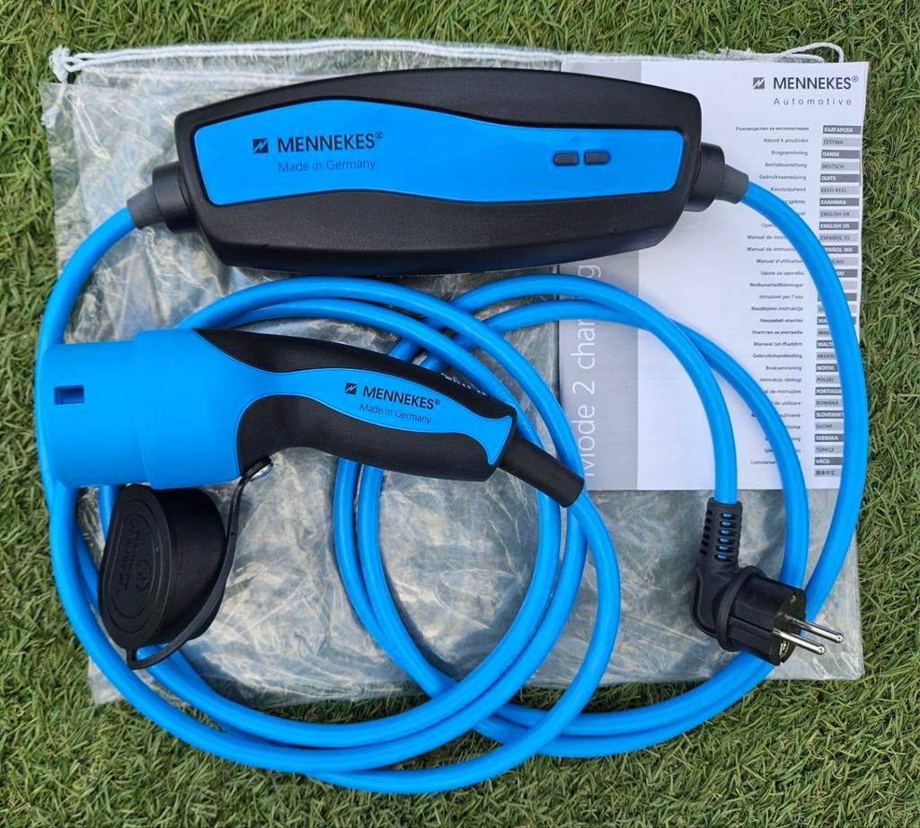 Mennekes universele oplader EV lader 13A laadkabel 4m type 2, Auto diversen, Laadpalen, Ophalen of Verzenden