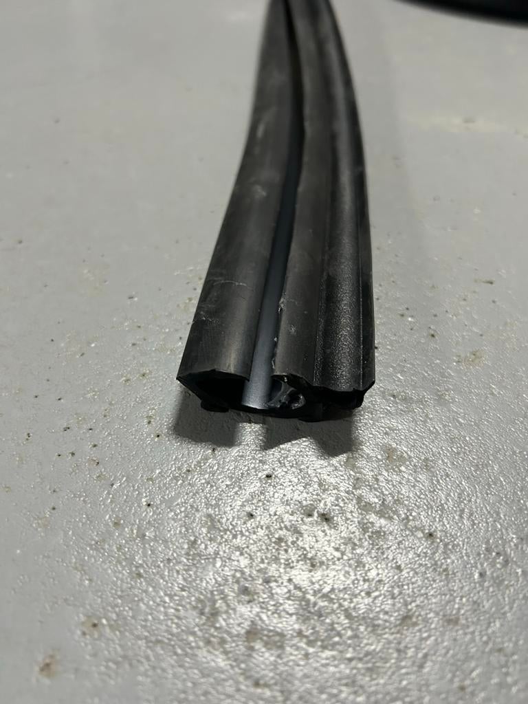 Raamrubber Camper/Caravan - 1,70m, Ophalen of Verzenden, Nieuw, Universele onderdelen