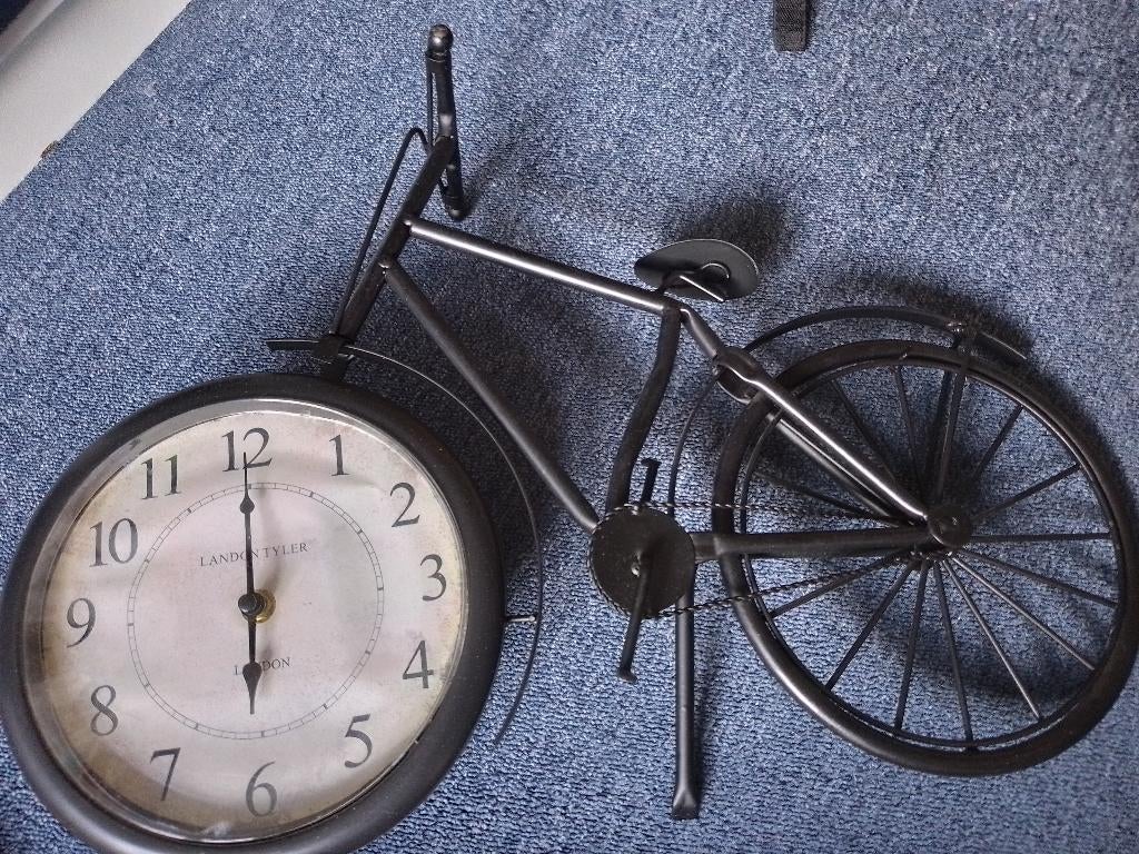 fiets klok (voor deco), Ophalen of Verzenden, Gebruikt, Analoog, Staande klok