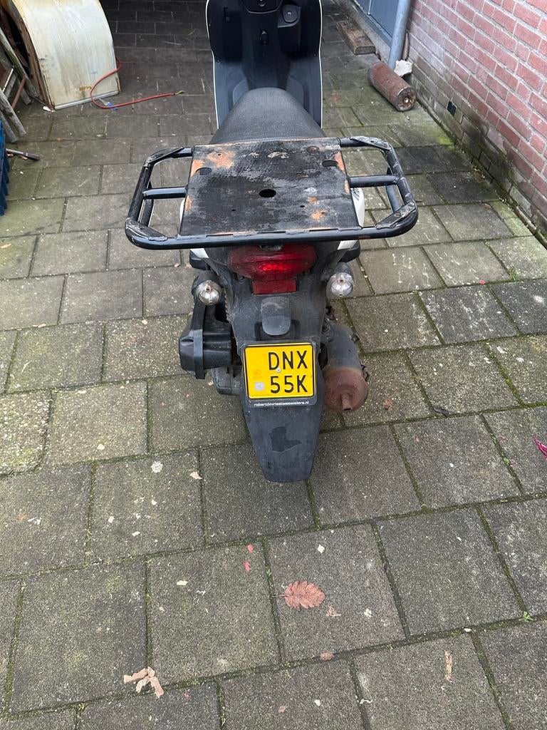 Sym xpro wit bezorgbrommer, Ophalen, Gebruikt, Overige modellen, Maximaal 45 km/u