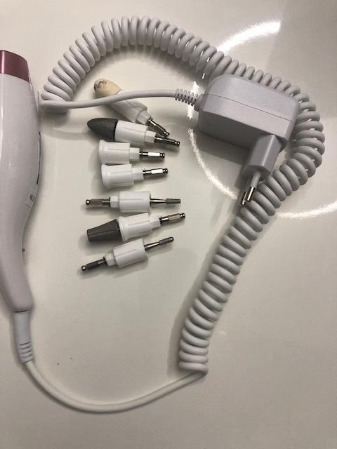 manicure en pedicureset, Ophalen of Verzenden, Zo goed als nieuw, Hand- en Voetverzorging