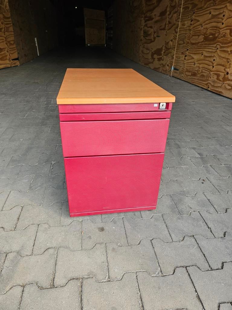 1x ladeblok van Drentea Emmen, Ophalen