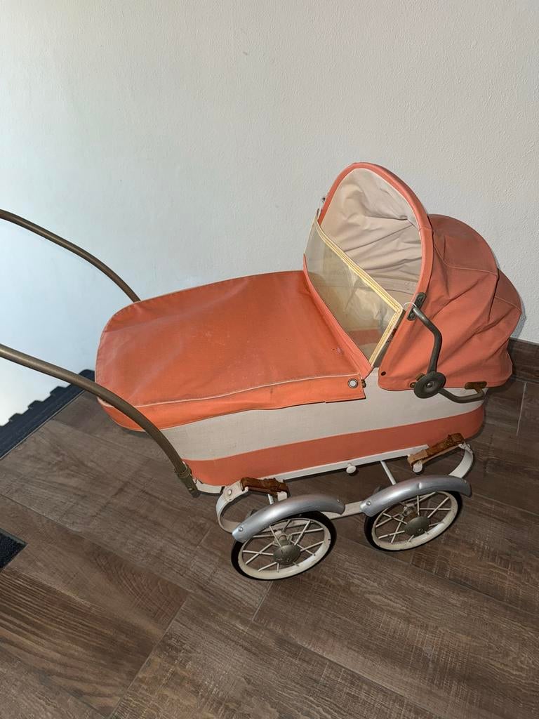 Vintage poppenwagen uit de jaren 50/60, Antiek en Kunst, Ophalen