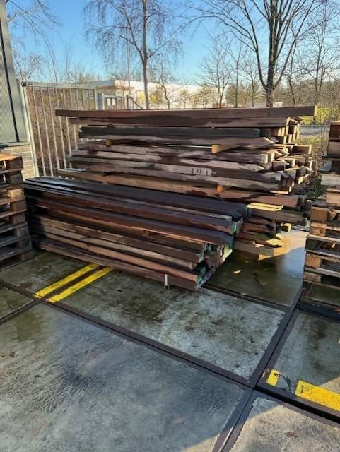 Diverse palen Hardhout 85x85 geschaafd, Ophalen, 250 cm of meer, Palen, Hardhout