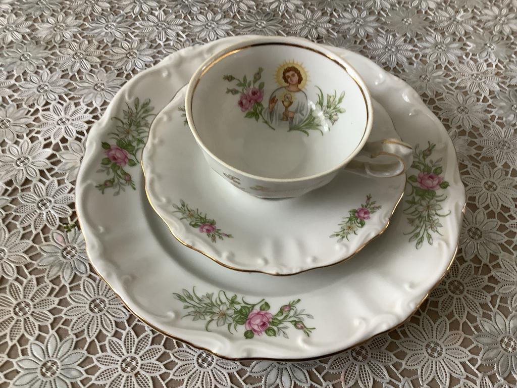 Vintage Religieus porseleinen Communie servies. Puntgaaf, Ophalen of Verzenden