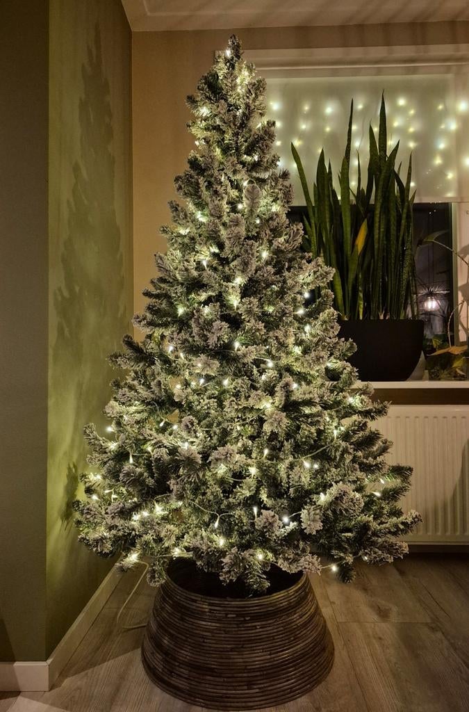 Kunstkerstboom besneeuwd 210cm, Ophalen