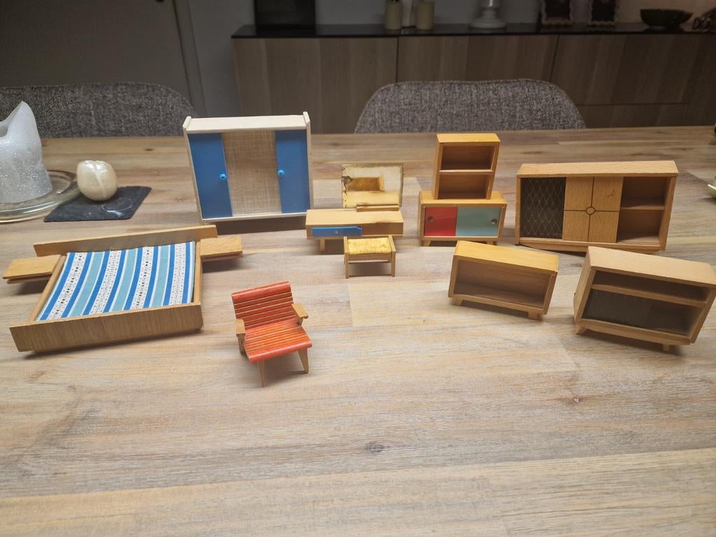 Oude Poppenhuis Meubeltjes, Ophalen of Verzenden