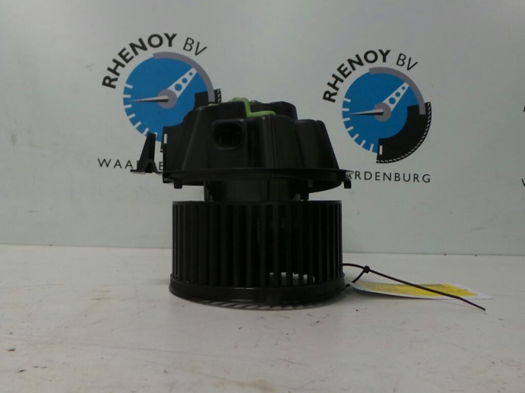 DACIA DUSTER KACHELMOTOR 2013, Ophalen of Verzenden, Gebruikt, Stiba lid