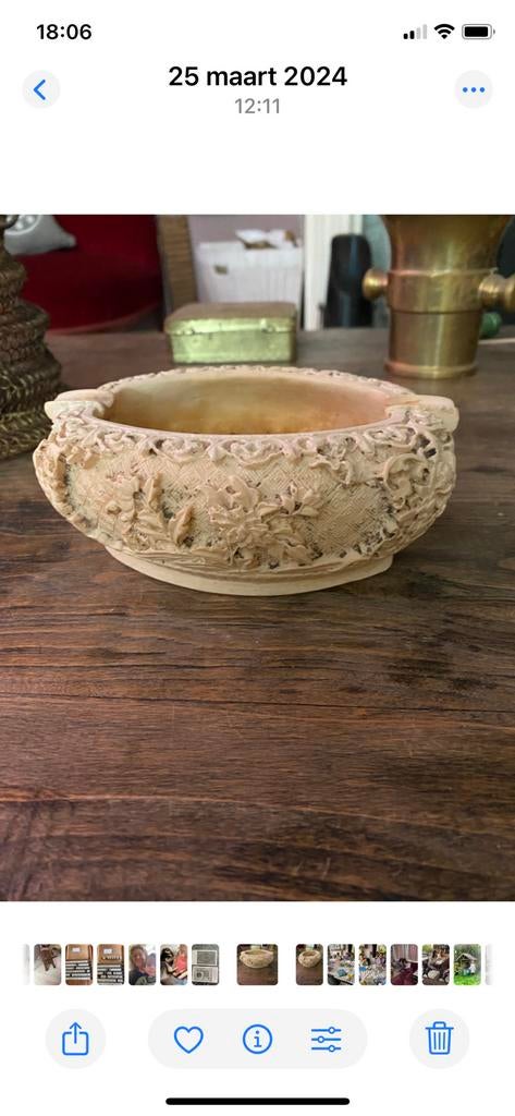 Mooie handgesneden vintage  asbak, Overige materialen, Gebruikt, Schaal, Ophalen of Verzenden