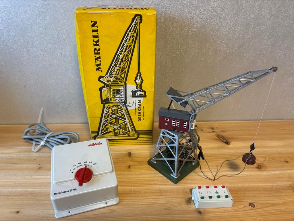 Märklin 7051 H0 Elektrisch bedienbare kraan + magneet enz, Hobby en Vrije tijd, Wisselstroom, Overige typen, Ophalen of Verzenden