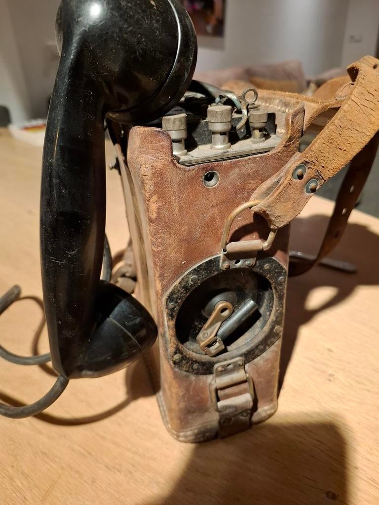 U.S. army veldtelefoon WO2 type EE-8-B, Verzamelen, Militaria | Tweede Wereldoorlog, Ophalen of Verzenden, Amerika