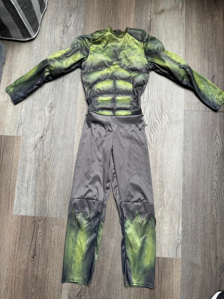 Hulk kostuum mt 128, Ophalen, Zo goed als nieuw, 122 t/m 128, Jongen
