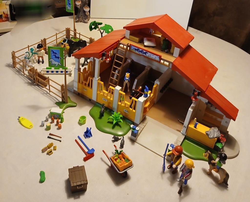 Playmobil 4190, paardenmanege met 3 extra paarden en meer, Kinderen en Baby's, Speelgoed | Playmobil, Ophalen of Verzenden, Gebruikt