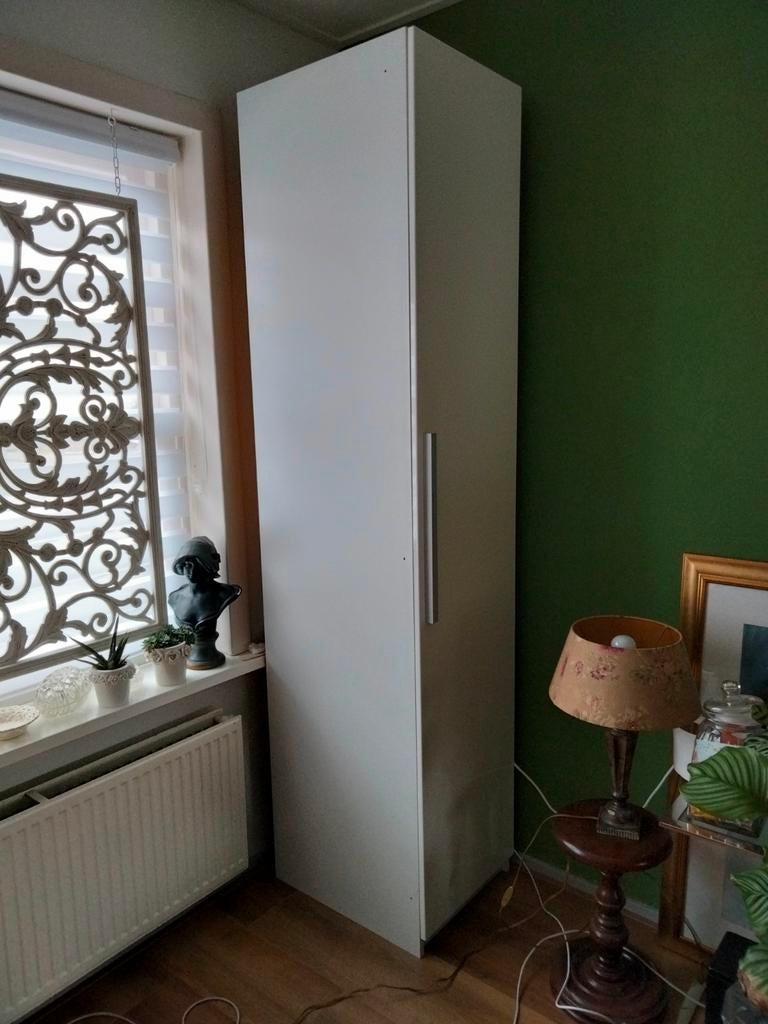 Ikea kast Pax met hoogglans witte deur en 6 planken, Ophalen, 50 tot 75 cm, 50 tot 100 cm, 200 cm of meer