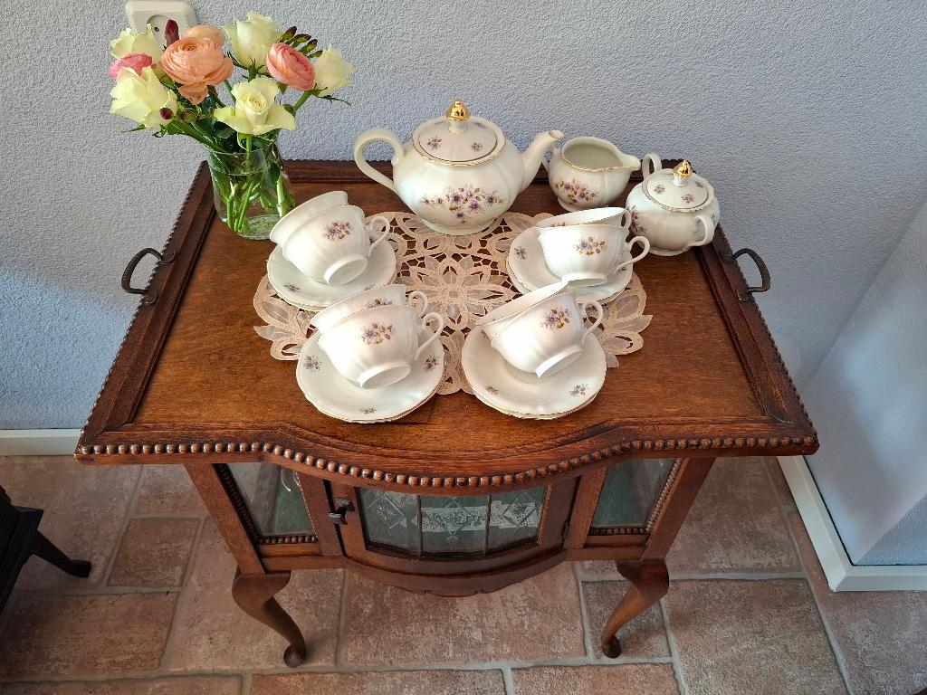 Beeldig theekastje, dit wil je hebben!, Antiek en Kunst, Ophalen