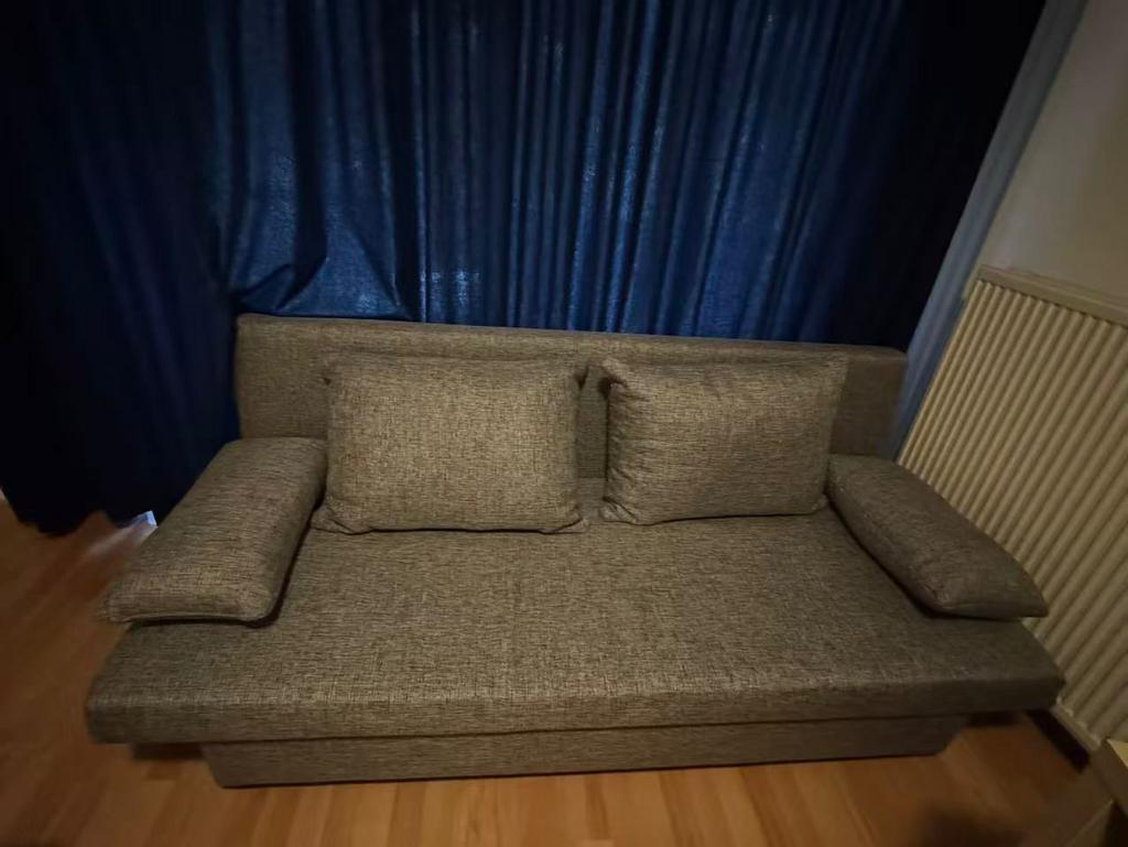 Uitschuif bank grijs, Ophalen, Zo goed als nieuw