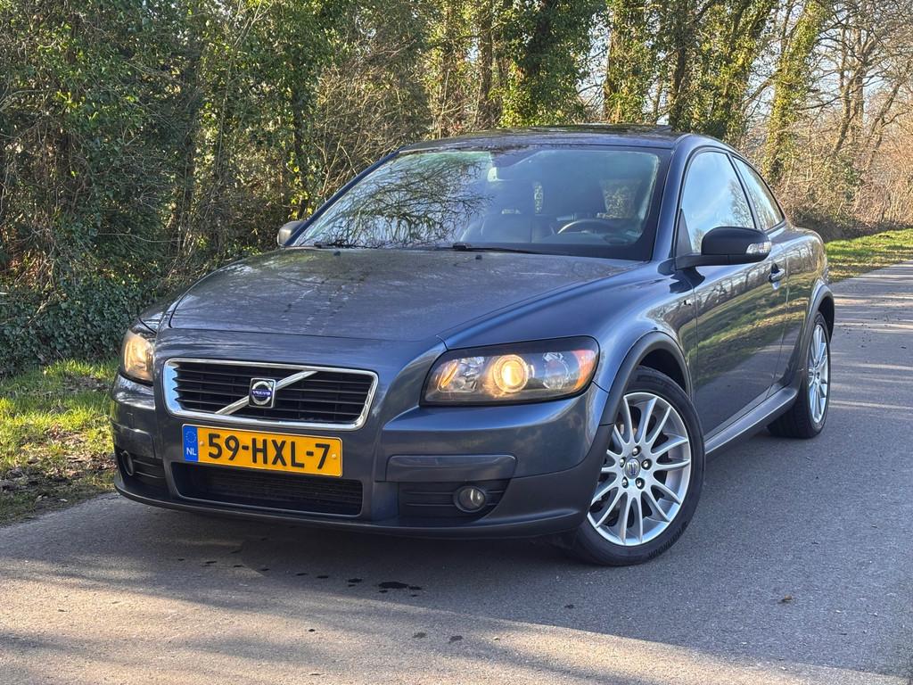 Volvo C30 1.6D DRIVe Sport | Schuif/kanteldak + Cruise, Voorwielaandrijving, Gebruikt, Zwart, 4 cilinders