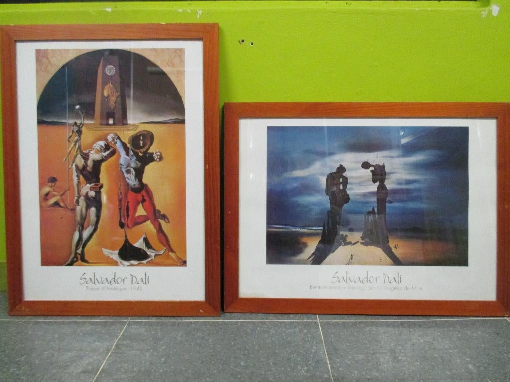 2 ingelijste prenten design Salvador Dali 57 x 77 cm kunst, Huis en Inrichting, Woonaccessoires | Schilderijen, Tekeningen en Foto's