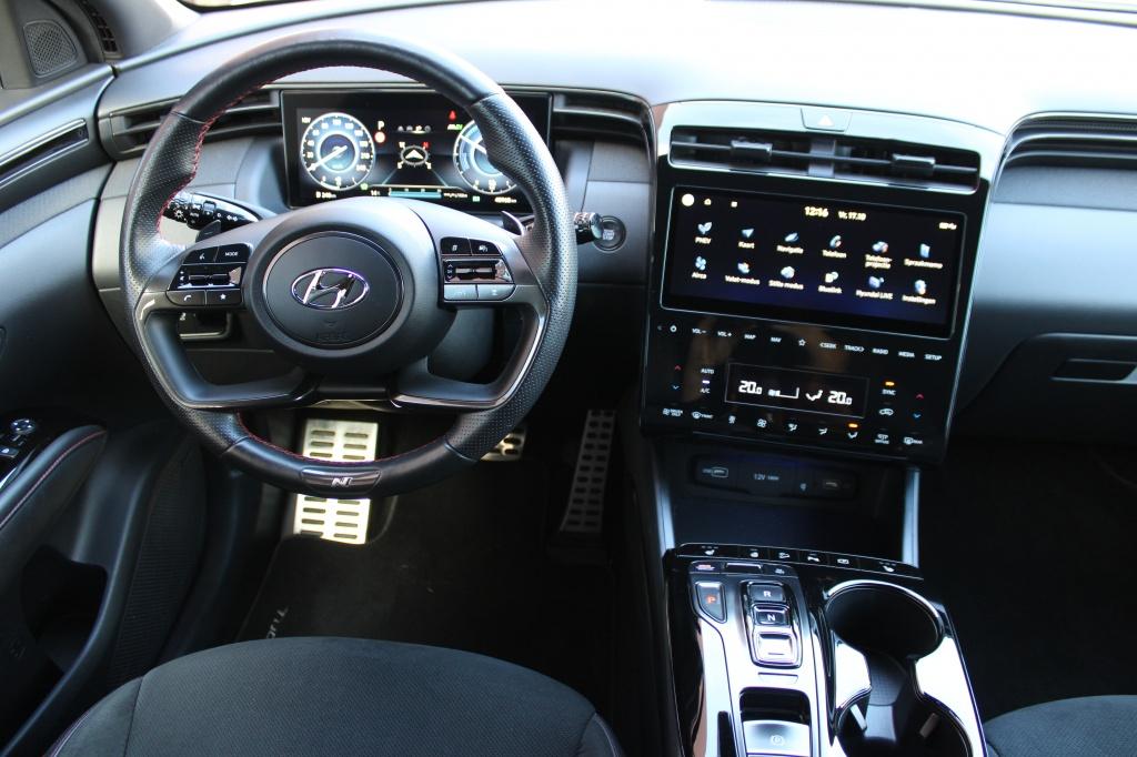 Hyundai Tucson 1.6 PHEV T-GDI N Line 4WD | Adap.Cruise | Kre, Automaat, 1350 kg, Gebruikt, Zwart