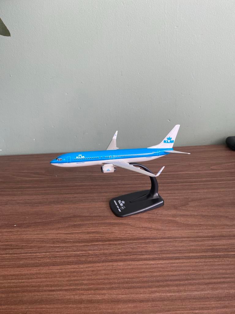 KLM Boeing 737-800 schaalmodel 1:200, Verzamelen, Luchtvaart en Vliegtuigspotten, Zo goed als nieuw, Schaalmodel, Ophalen of Verzenden