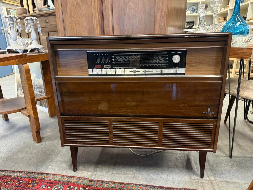 Grundig radio meubel jaren 50/60  WERKEND, Ophalen