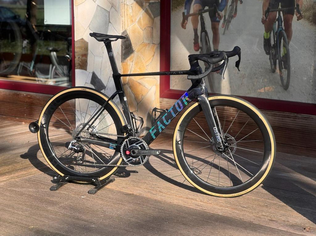 Factor Ostro VAM 2.0 Sram Red 2x12 full Ceramic Speed Black, Overige merken, -, - 0
-, NL, Nieuw