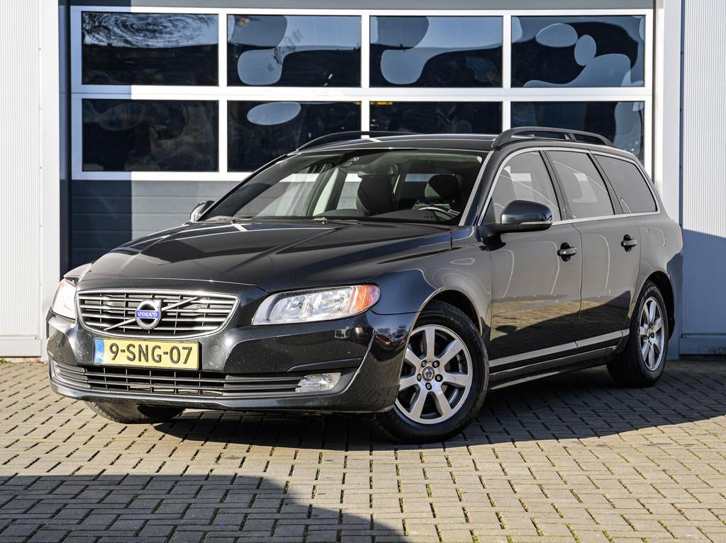 Volvo V70 1.6 D2 Kinetic | Automaat | Navi | Climate control, Auto's, Stof, Zwart, 4 cilinders, Diesel