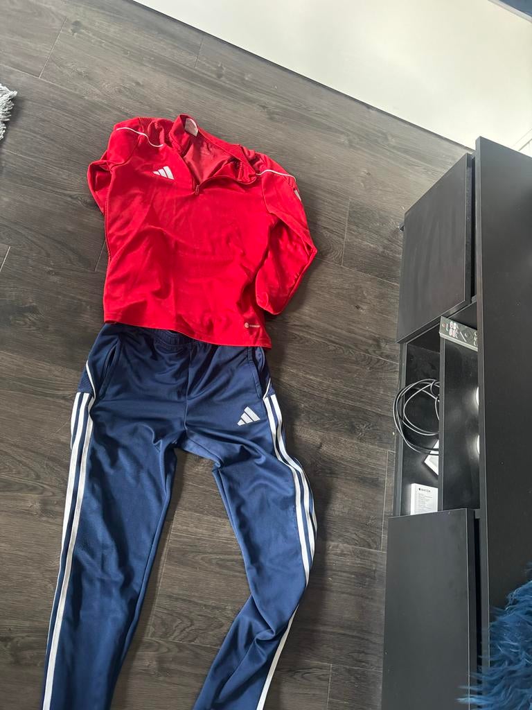 Ajax Voetbalpak Maat 164 - Rood/Blauw, Ophalen of Verzenden, Nieuw