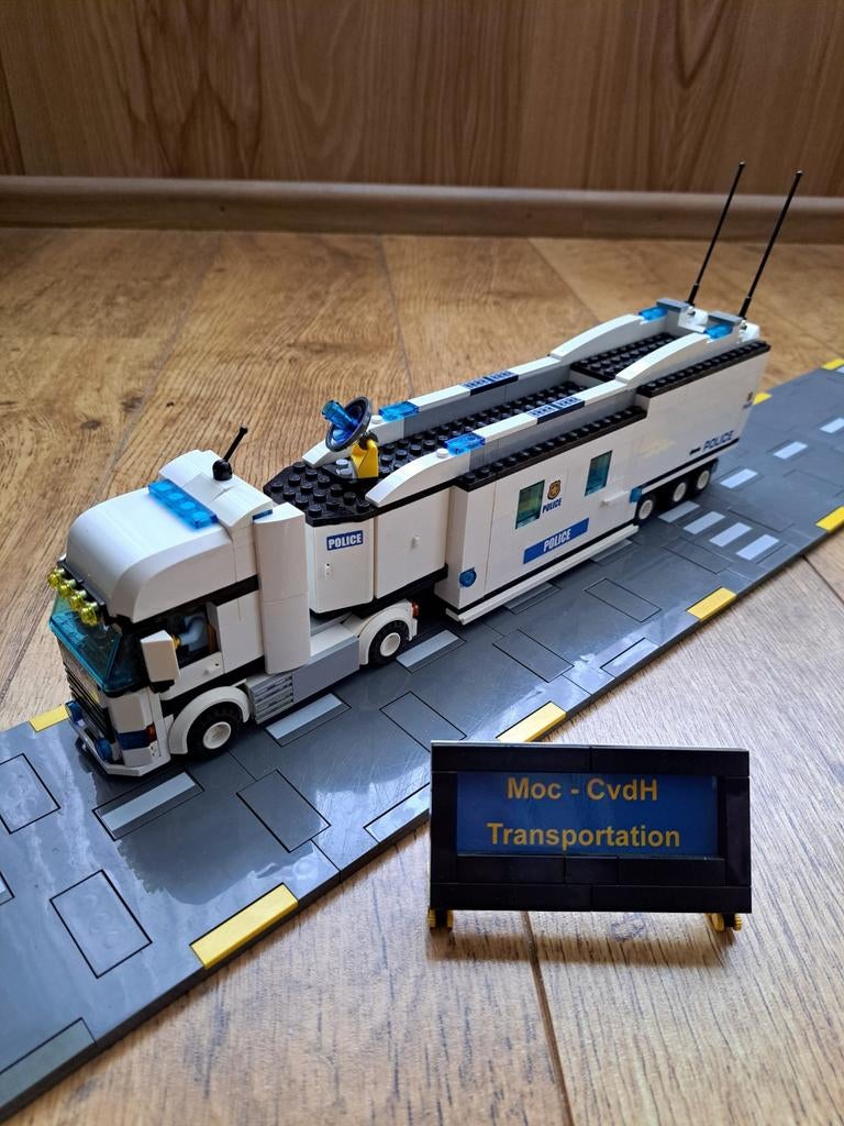 Lego City MOC trekker met commandocentrum, Ophalen of Verzenden, Zo goed als nieuw, Complete set, Lego