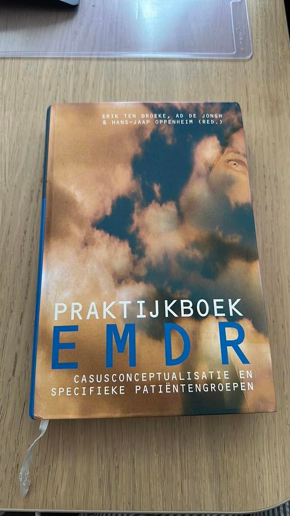 Praktijkboek EMDR, Ophalen of Verzenden, Zo goed als nieuw, Ontwikkelingspsychologie