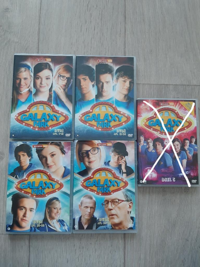 4x Dvd Galaxy Park Dvd 1/2 (afl 1 - 24) en 1/2 (afl 25-52), Cd's en Dvd's, Alle leeftijden, Ophalen, Gebruikt