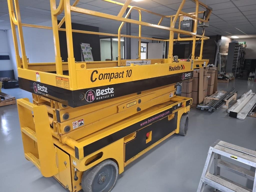 Hoogwerker - Haulotte Compact 10 - schaarhoogwerker., Ophalen