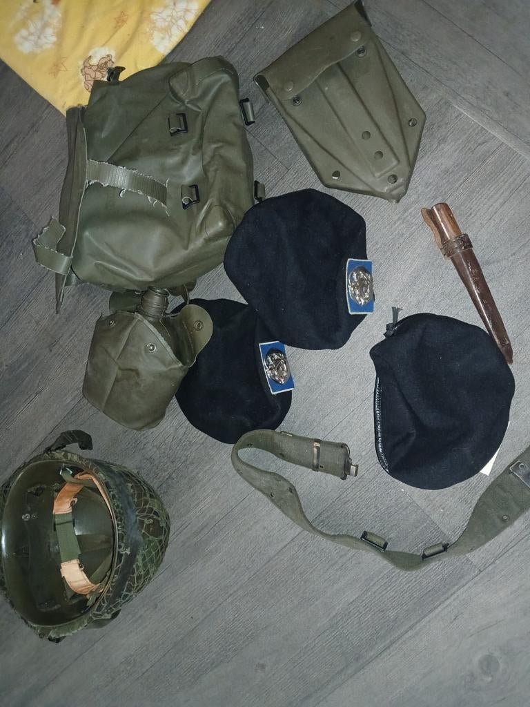 Verzameling militaire spullen, Verzamelen, Militaria | Algemeen, Ophalen of Verzenden