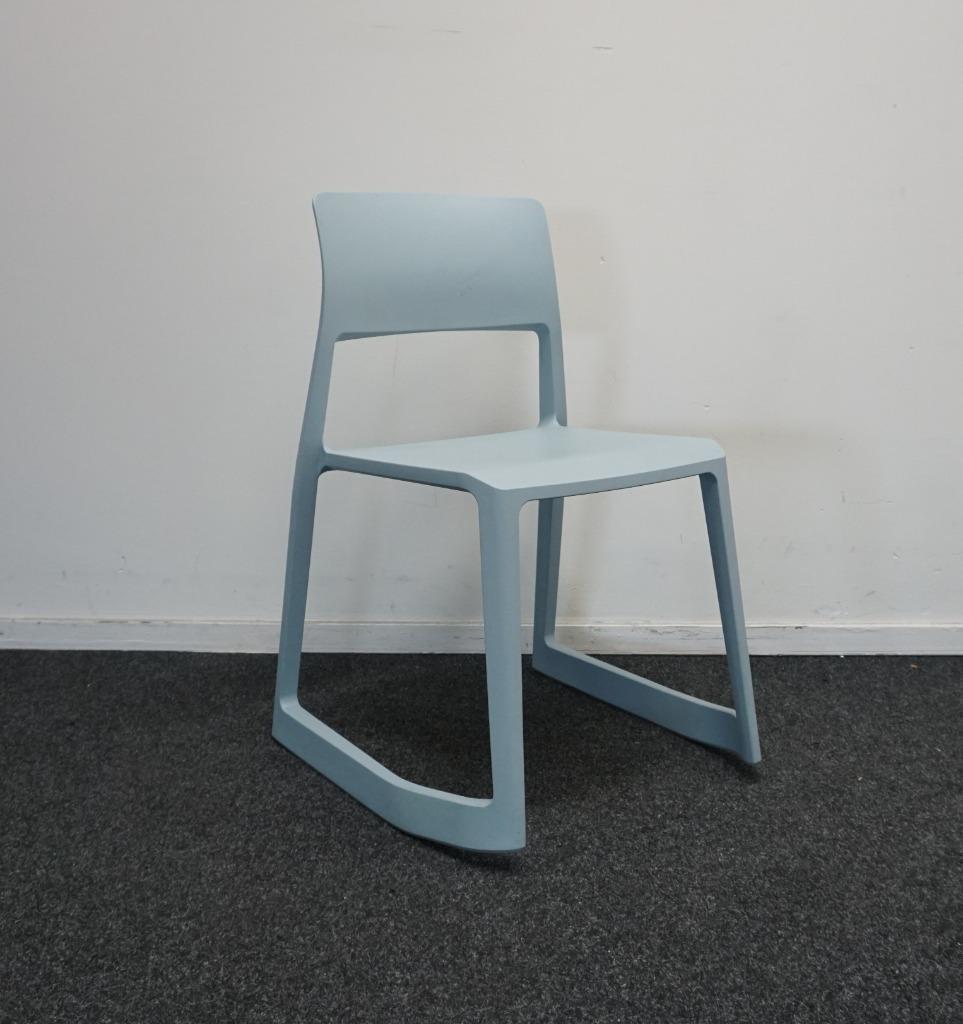 Vitra Tip Ton Chair Design Stoelen | Schommel IJsblauw, Huis en Inrichting, Stoelen, Kunststof, Gebruikt, -, -