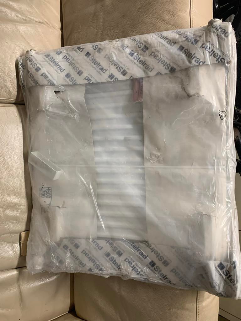 Nieuwe Stelrad radiator, nog in verpakking, Ophalen, 30 tot 80 cm, 500 tot 800 watt, Radiator