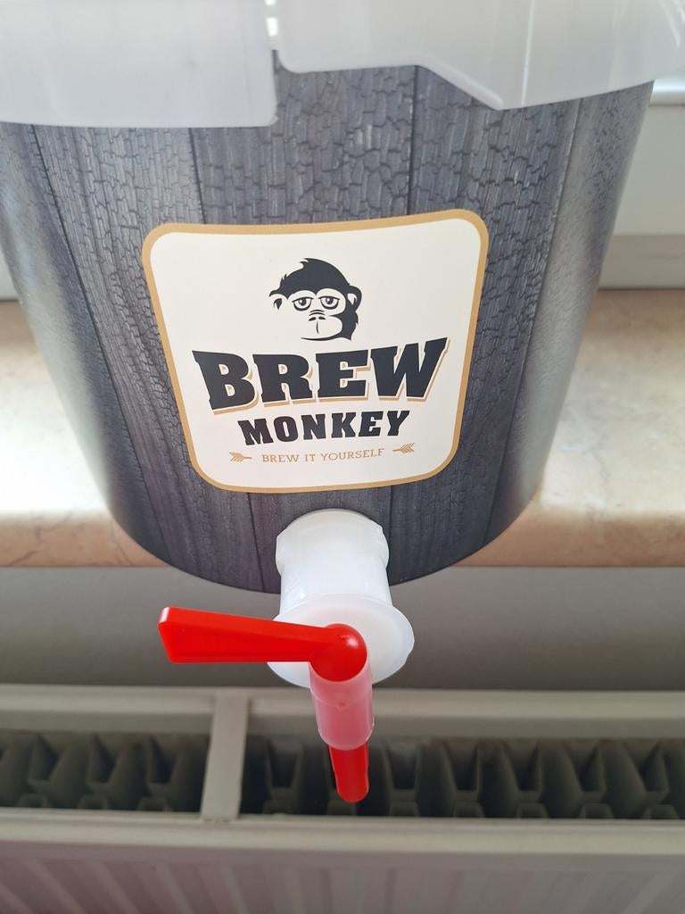 Brew Monkey Bier Brouw Pakket - Thuis Zelf Bier Brouwen, Ophalen of Verzenden, Zo goed als nieuw