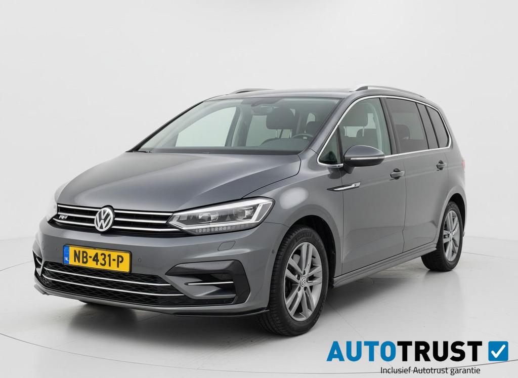 Volkswagen Touran 1.4 TSI Highline R-LINE ADAP TREKHAAK STOE, Voorwielaandrijving, Stof, Gebruikt, 4 cilinders