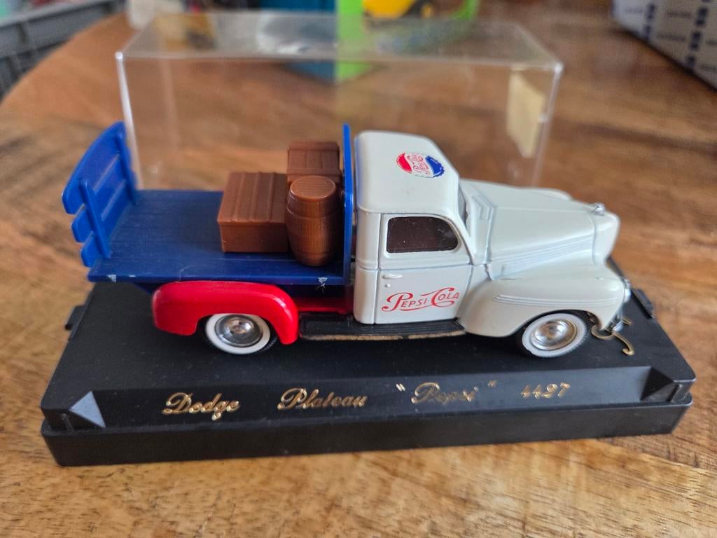 Dodge Plateau Pepsi cola 4427 Solido 1:43, Auto, Ophalen of Verzenden, Zo goed als nieuw, .