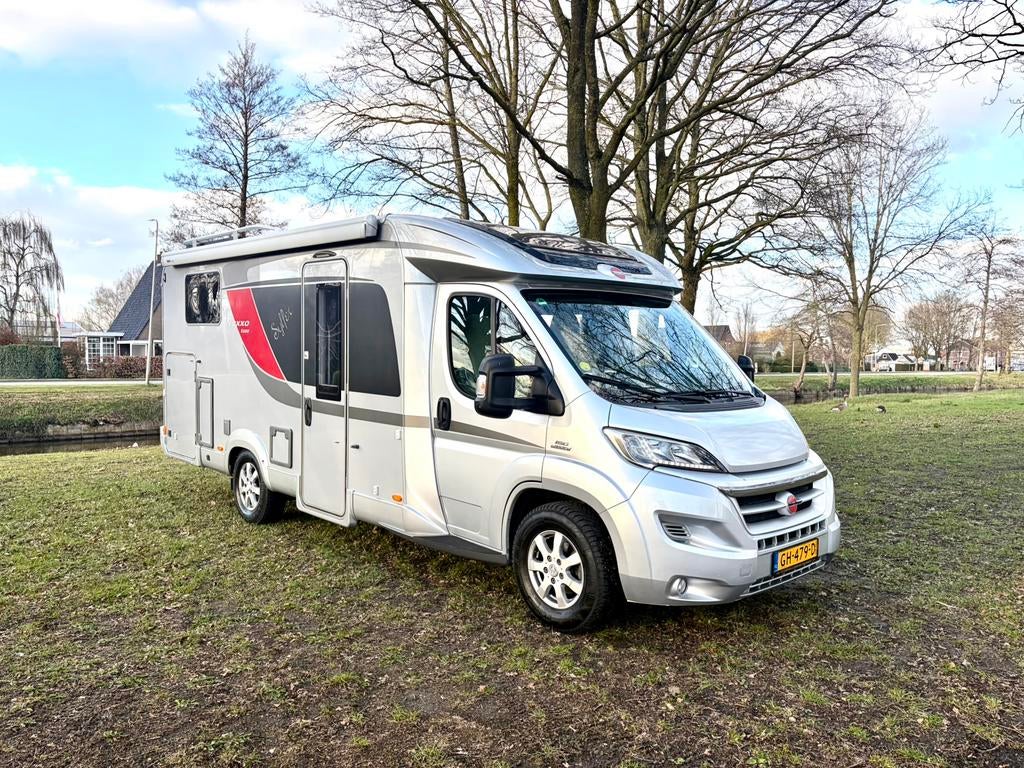Burstner Nexxo T690#48.000km# Automaat# Enkele bedden#150pk, Caravans en Kamperen, Automaat, Achteruitrijcamera, Fiat, Luifel