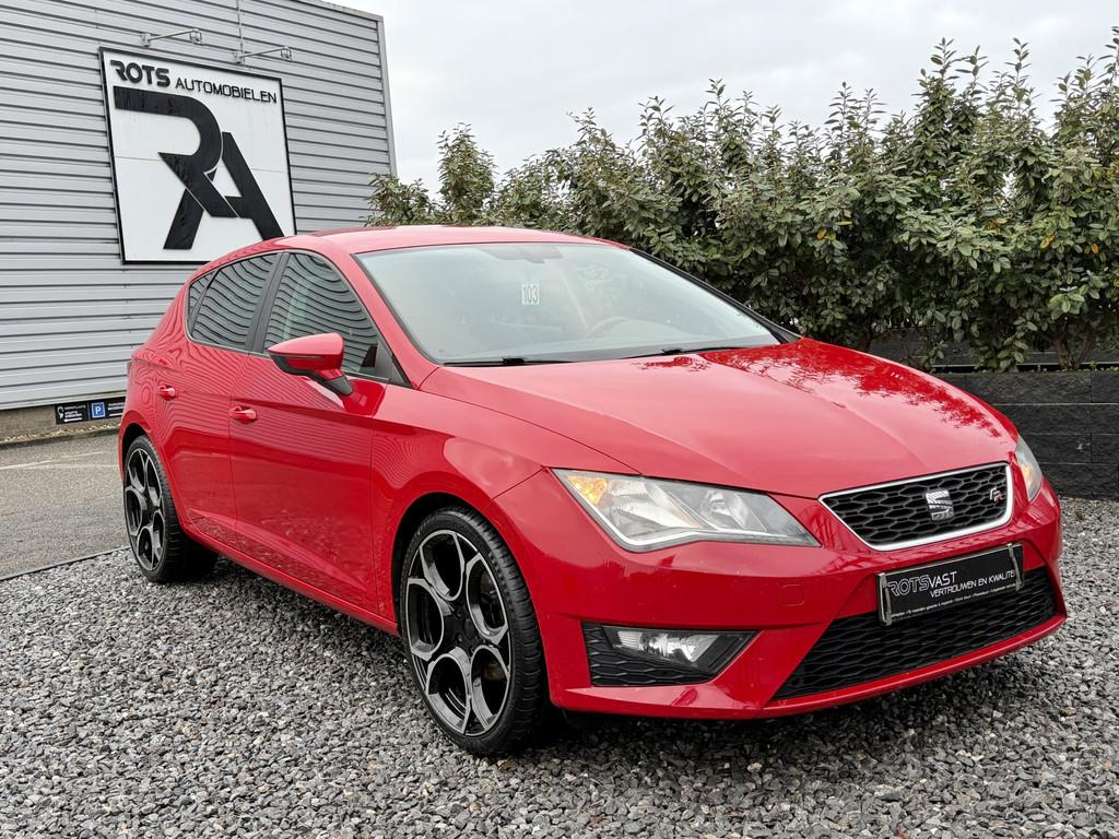 SEAT Leon 1.4 TSI FR Navi|Cruis|H-Leer 140PK Rood!, Voorwielaandrijving, Gebruikt, Zwart, 4 cilinders