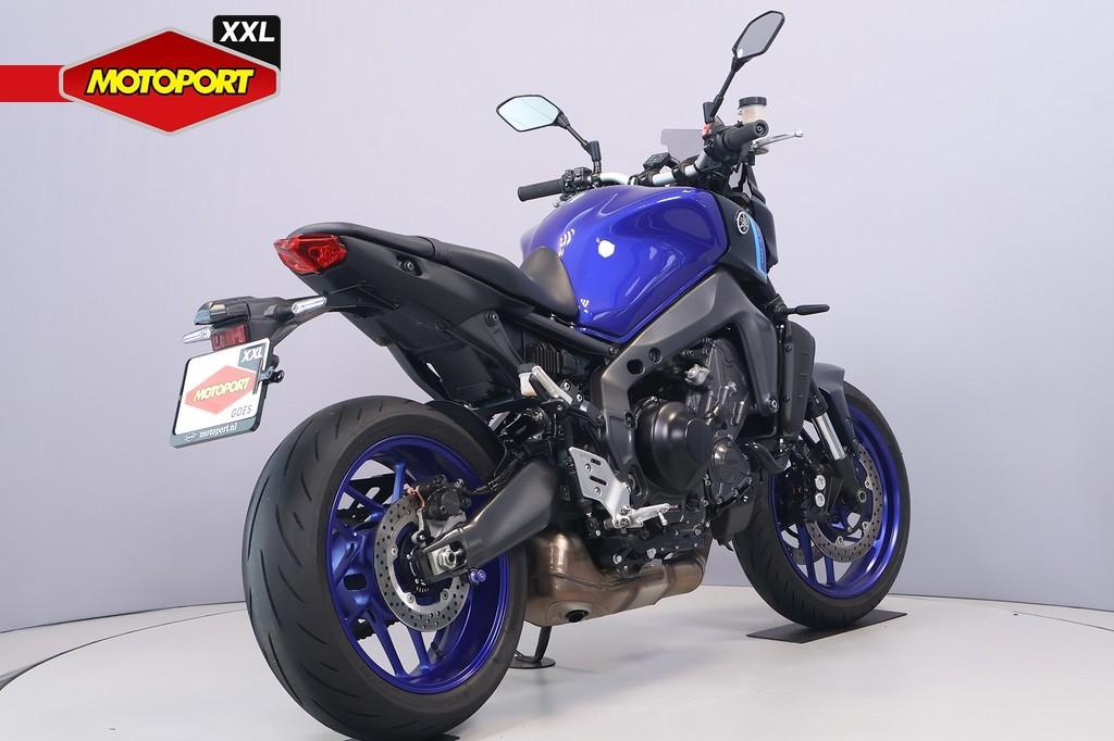 Yamaha MT 09 (bj 2023) - foto 3