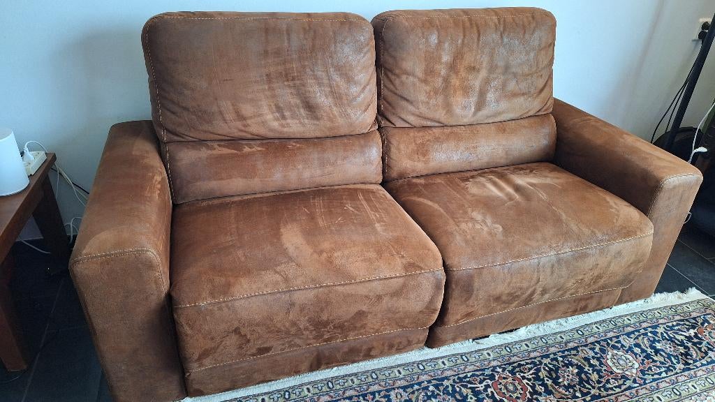 Bruin Ruw lederen bank te koop, in perfecte staat 2 motoren, Huis en Inrichting, Banken | Bankstellen, Zo goed als nieuw, Rechte bank
