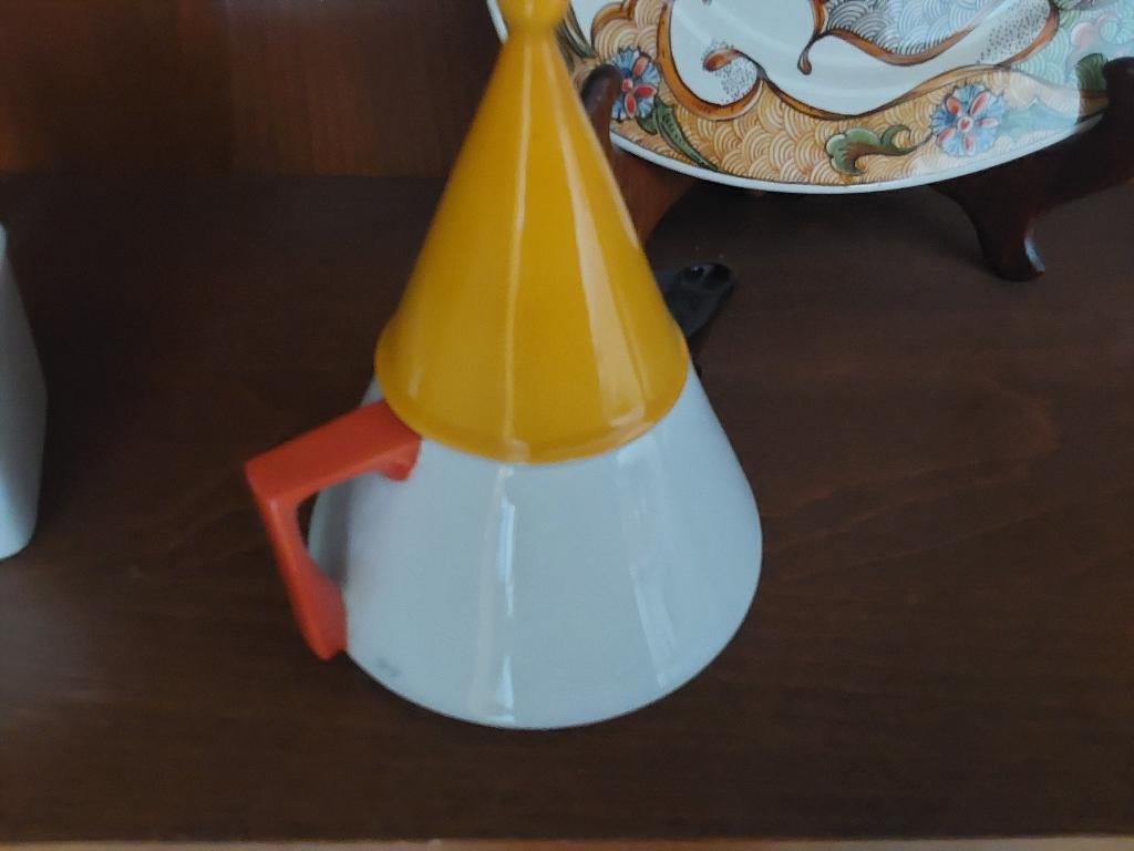 Memphis design theepotje douwe egberts, Ophalen, Zo goed als nieuw, Overige stijlen, Kop(pen) en/of Schotel(s)