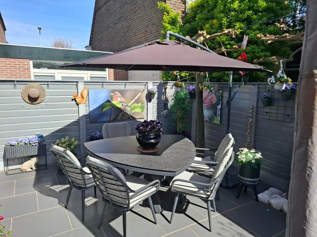Tuinset met driehoekige tafel, zes stoelen en parasol, Ophalen of Verzenden