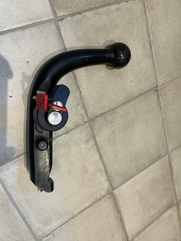 Afneembare trekhaak met sleutels, Auto-onderdelen, Ophalen, Gebruikt