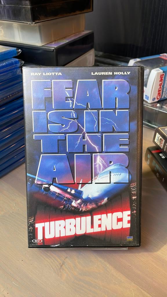 Turbulence 1997 VHS Thriller, Ophalen of Verzenden, Zo goed als nieuw