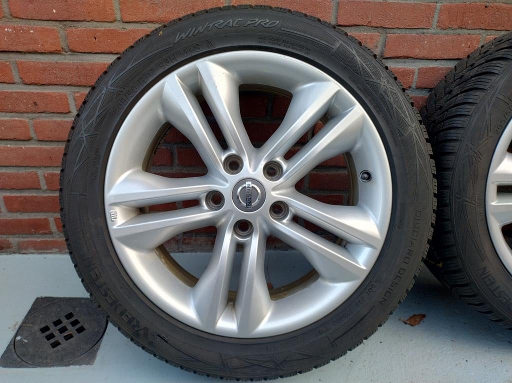 Winterwielen Nissan Pulsar, Vredestein Wintrac pro 7mm, Gebruikt, Banden en Velgen, 17 inch, Personenwagen
