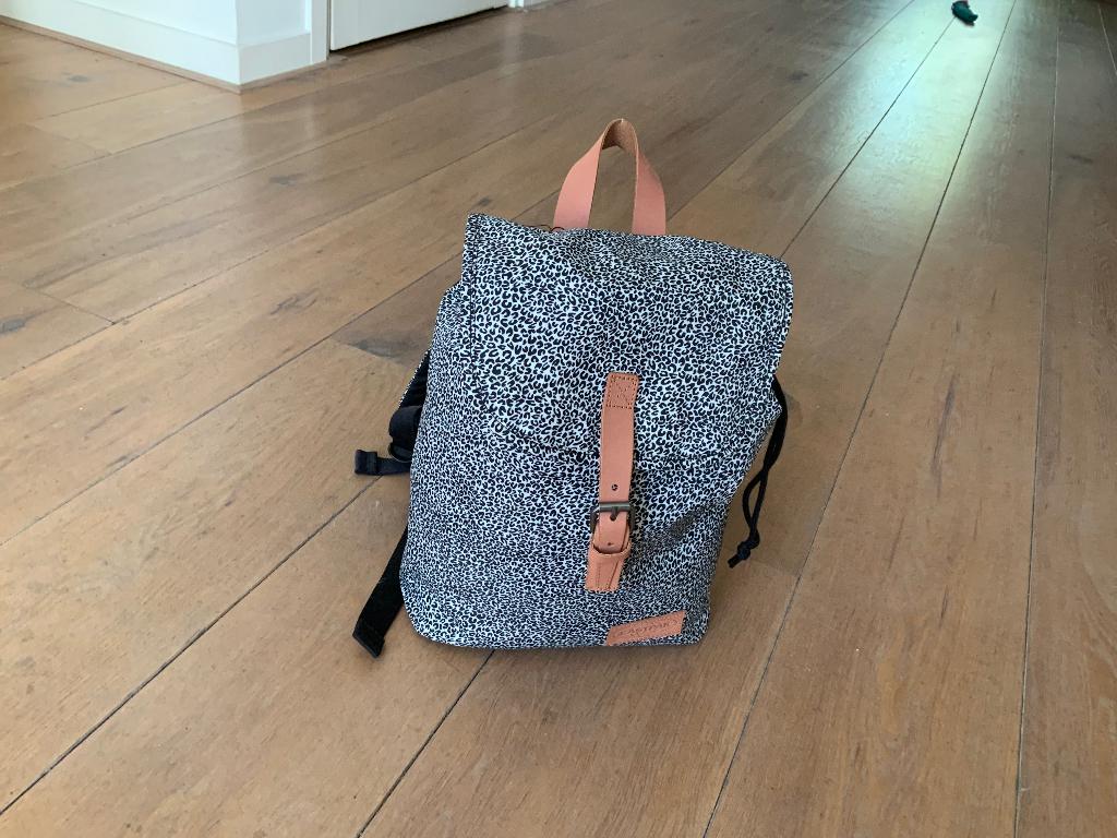 Eastpak kleine rugzak, Sieraden, Tassen en Uiterlijk, Tassen | Rugtassen, 25 tot 40 cm, Ophalen of Verzenden, Zo goed als nieuw