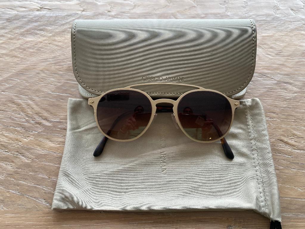 NIEUWE dames zonnebril GIORGIO ARMANI, Overige merken, Zonnebril, Beige, Nieuw